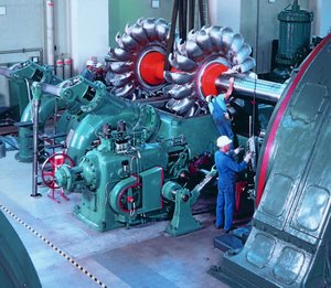 300px-Walchenseewerk_Pelton_120